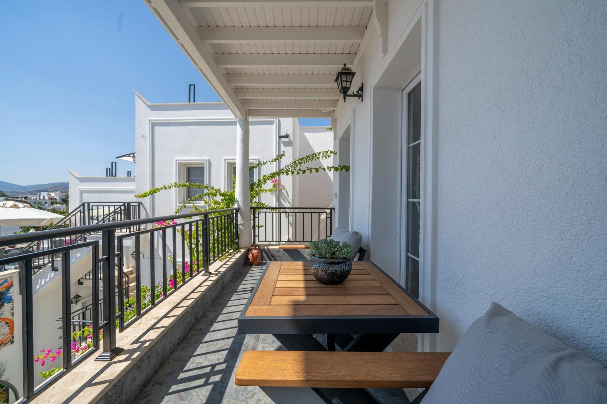 Noa Suite Hotel Only Adult Bodrum Exterior photo
